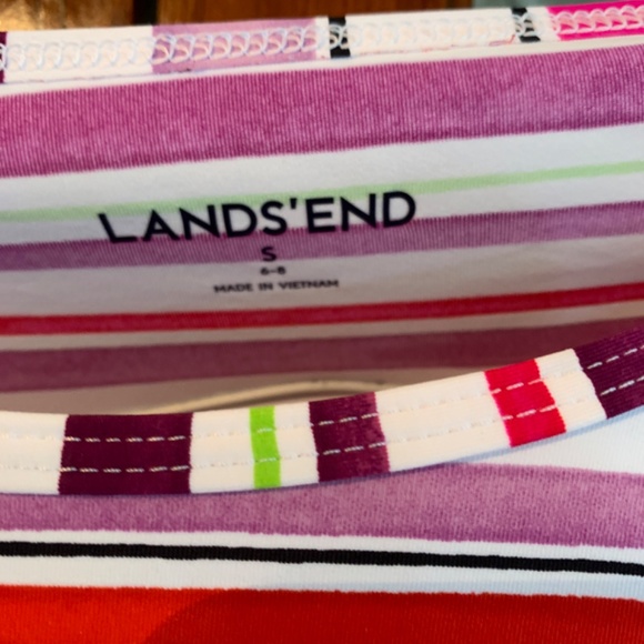 Lands End stretch workout top. Worn twice. 55 retail - Picture 2 of 5